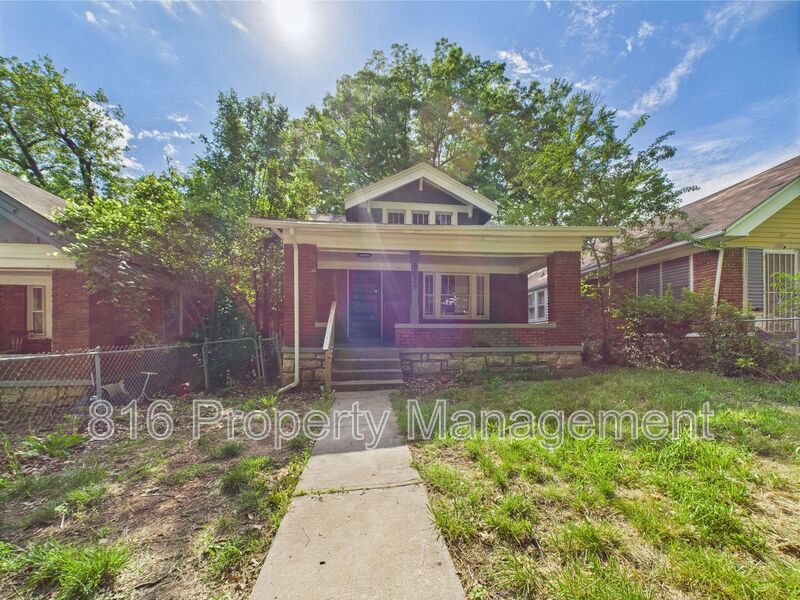 Primary Photo - 5628 Park Ave