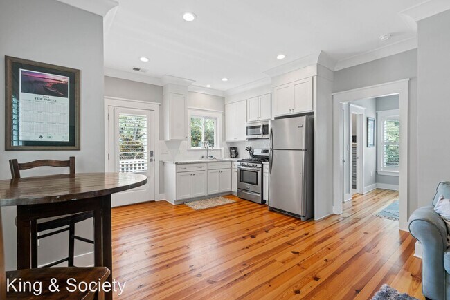 Foto del edificio - 1 br, 1 bath House - 950 Lakeview Drive Un...