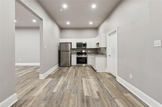 Foto del edificio - 1400 Woodland Hwy