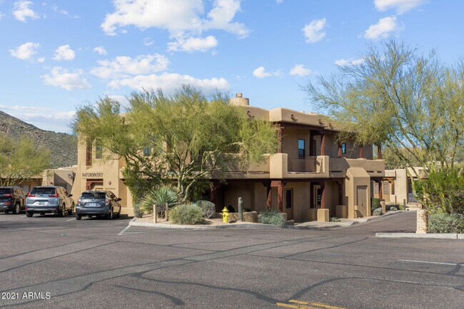 Building Photo - 7202 E Carefree Dr