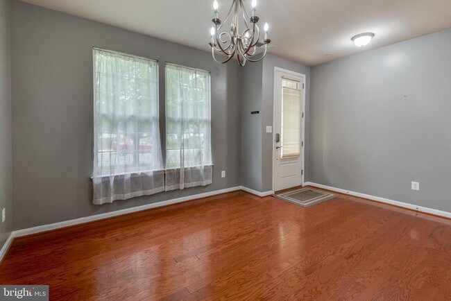 Foto del edificio - 44241 Beaver Creek Dr