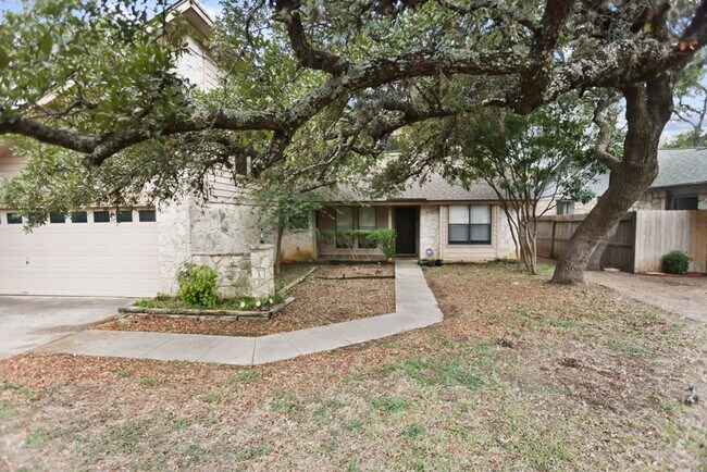 Building Photo - 13823 Chisom Creek Dr