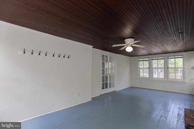 Foto del edificio - 304 W German St