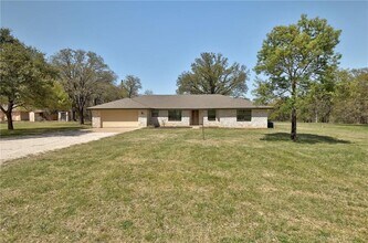 Building Photo - 207 Rancho Bueno Dr