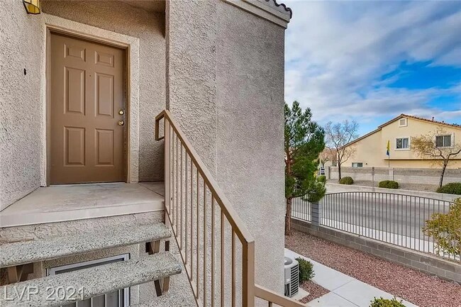 Building Photo - 9470 Peace Way