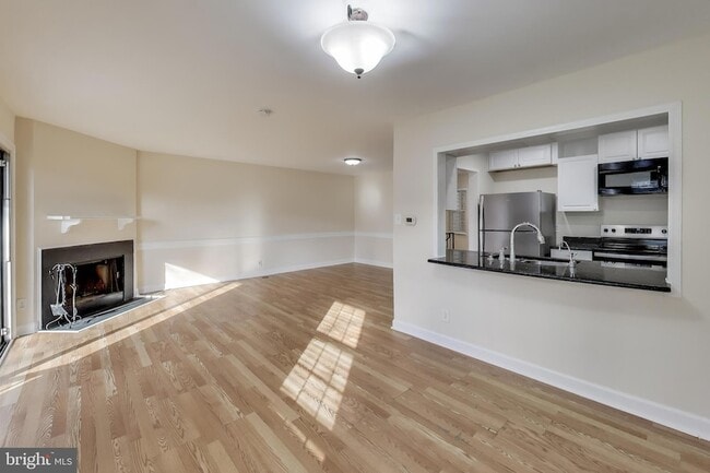 Photo - 10408 Parthenon Ct Townhome