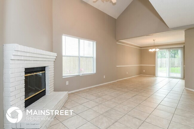 Foto del edificio - 627 Staffordshire Dr