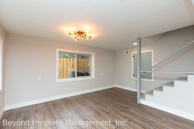 Building Photo - 1 br, 1 bath House - 5464 Gilbert Dr.