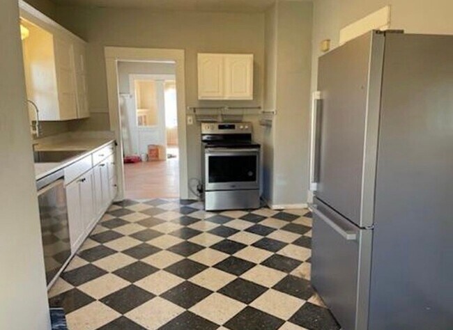 Foto del edificio - 2-Bedroom Home in the Hawthorne Area!