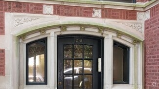 Building Photo - 1219 E Madison Park