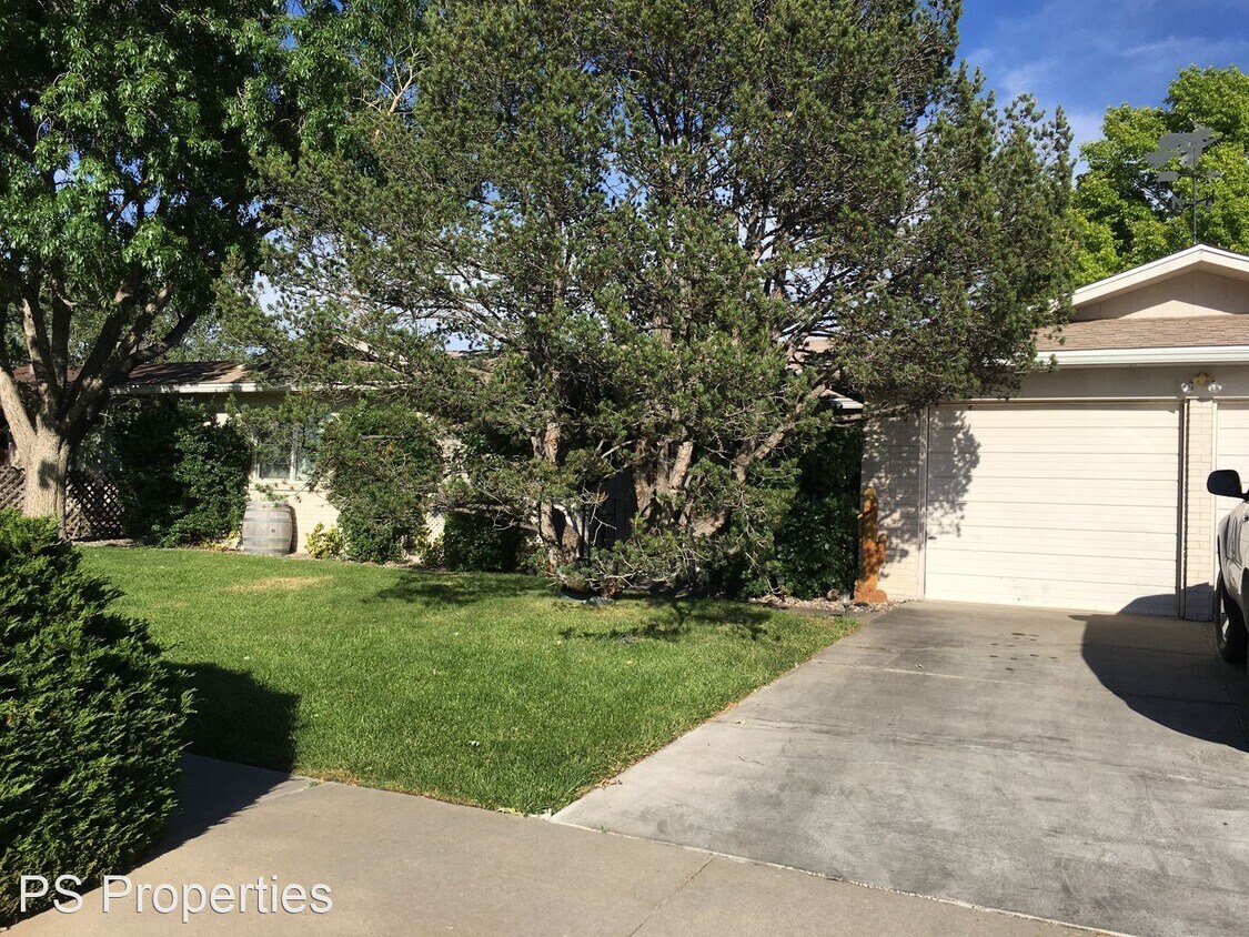 Primary Photo - 3 br, 2 bath House - 9716 Lona Lane NE