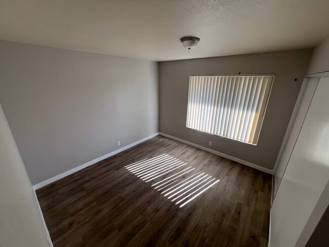 Foto del edificio - 1971 Evergreen St