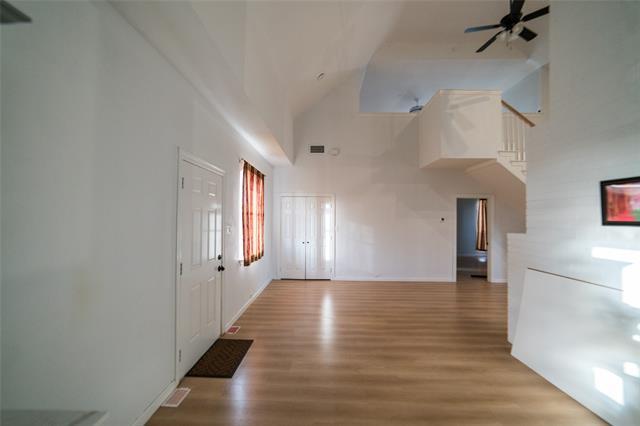 Building Photo - 954 Lloyd's Rd