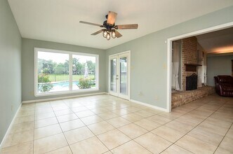 Building Photo - 2106 Glenn Lakes Ln