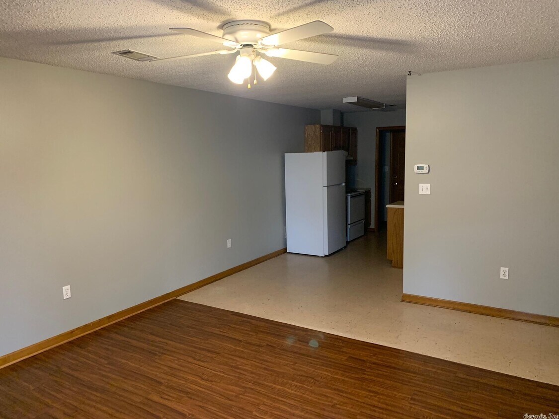 504 N Cross St, Searcy, AR 72143 Townhome Rentals in Searcy AR