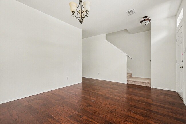 Foto del edificio - 1578 Mahogany Dr