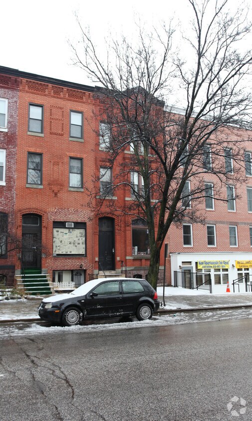 Foto del edificio - 2211 N Charles St