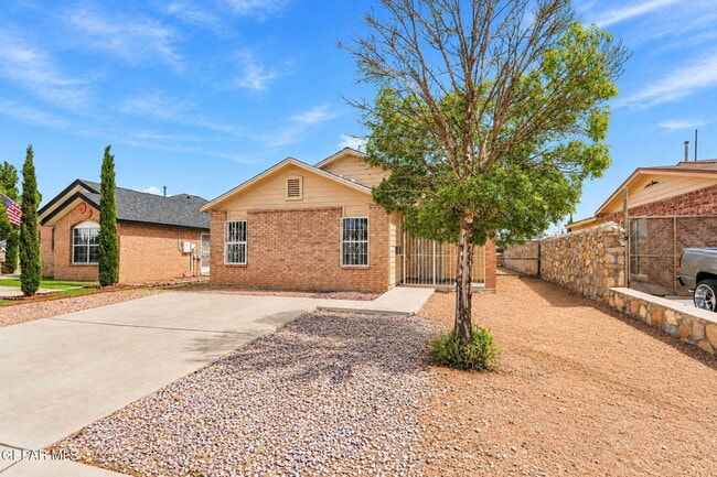 Building Photo - 3436 Tierra Zafiro Dr