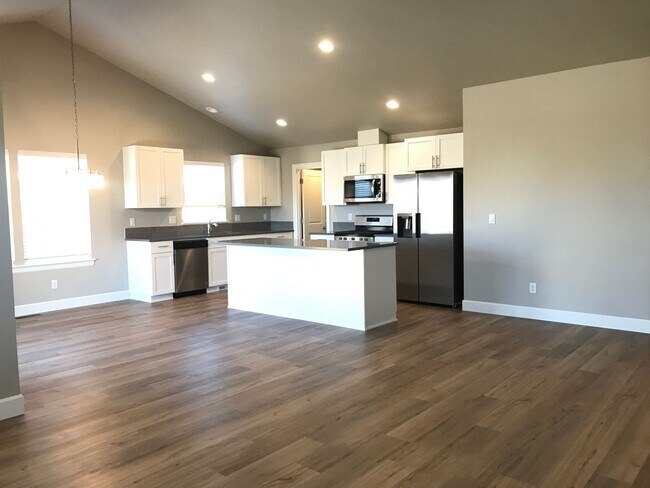 Foto del edificio - Single Level Floor Plan in NE Redmond