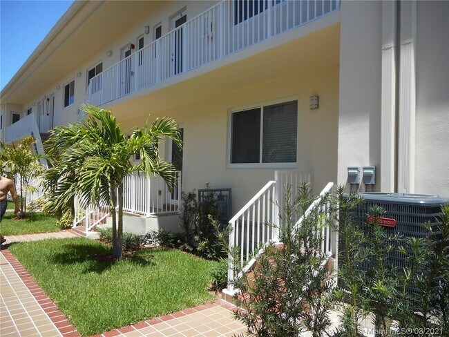 Foto del edificio - 1025 94th St