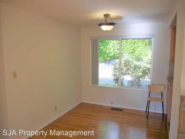 Foto del edificio - 3 br, 1.5 bath House - 12524 SE 53rd St.