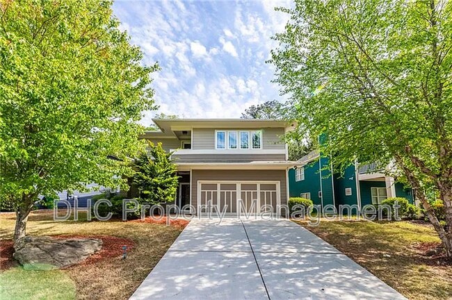 Building Photo - 1765 Stoney Creek Dr SE