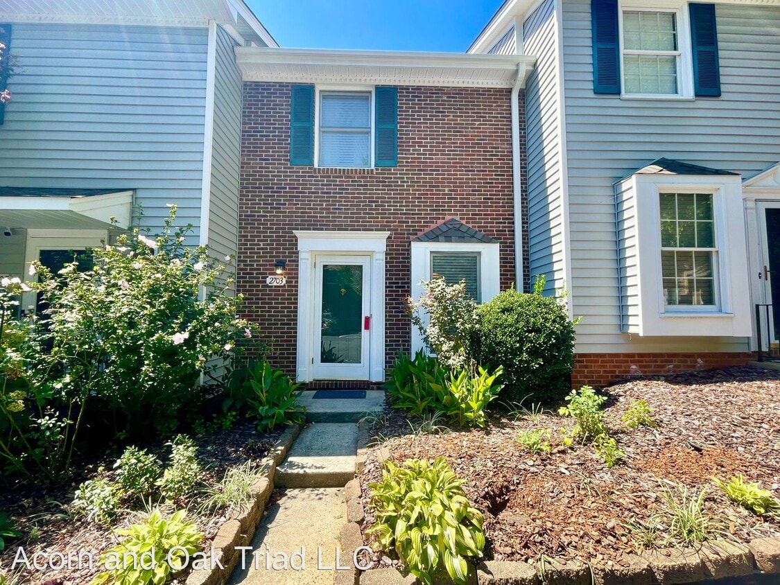 Primary Photo - 2 br, 2.5 bath House - 2703 Cottage Pl