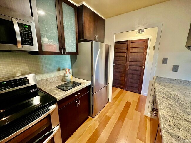 Foto del edificio - 1100 Erie Ave