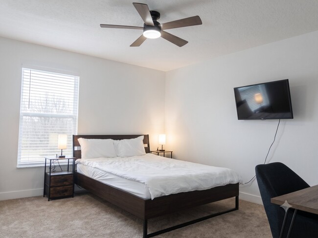 Foto del edificio - 5303 Glen Harwell Rd