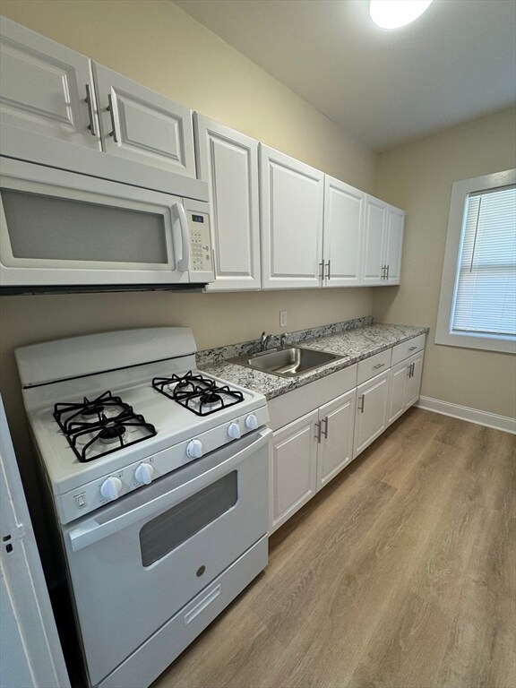 Foto del edificio - 180 Richmond St