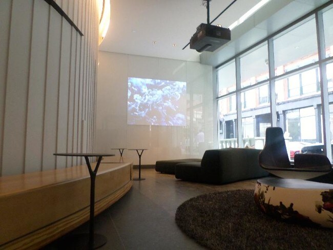 Foto del edificio - Studio w/ Alcove