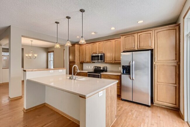 Foto del edificio - 6773 Urbandale Lane North, Maple Grove, MN...