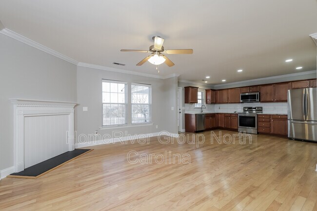 Building Photo - 5767 Misty Hill Cir