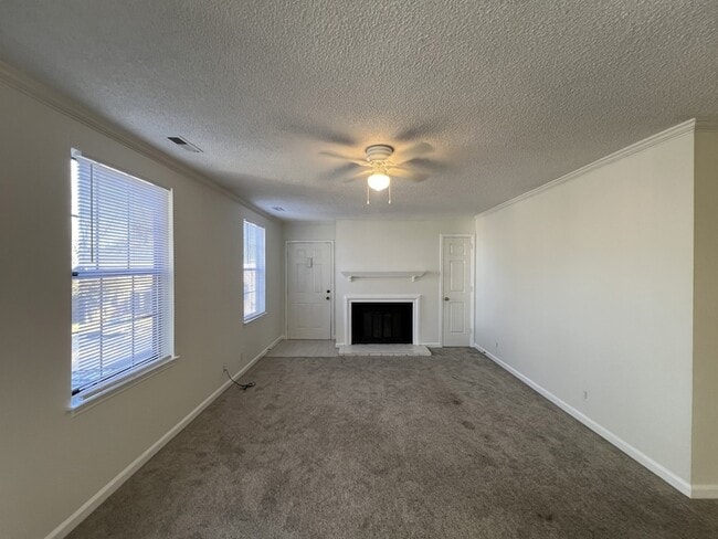 Photo - 764 Fox Ridge Dr Apartment