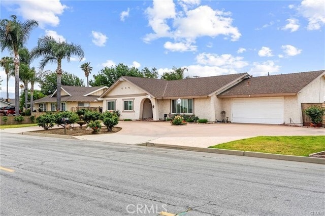 Building Photo - 15590 Pomona Rincon Rd
