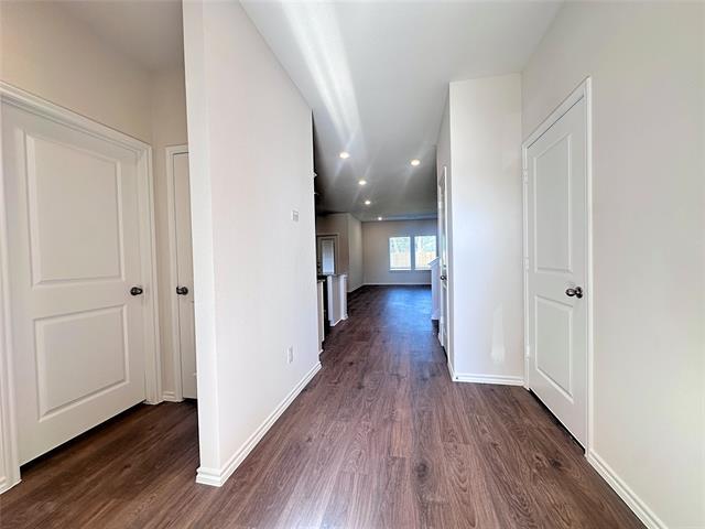 Building Photo - 728 Pineywood Trl