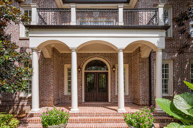 Foto del edificio - 3875 Stratford Walk Cir