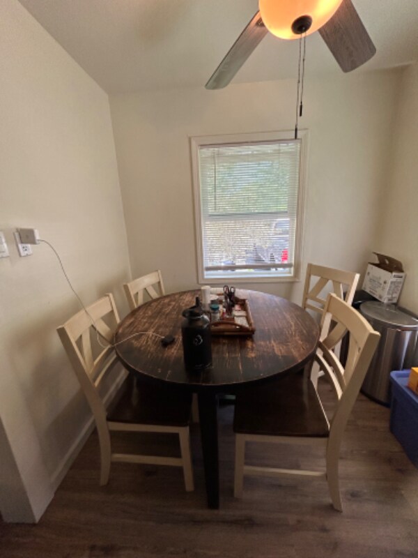 Building Photo - 817 Oak Lawn Ave