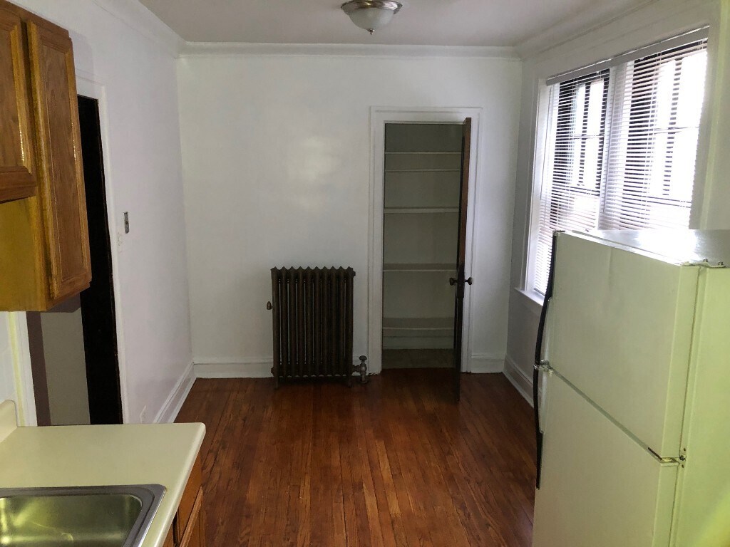 Foto principal - 4027 W School St