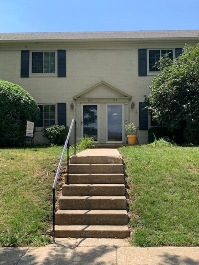 366 Duke Rd, Lexington, KY 40502 Townhome Rentals in Lexington KY