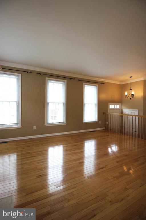 Building Photo - 10470 Courtney Dr