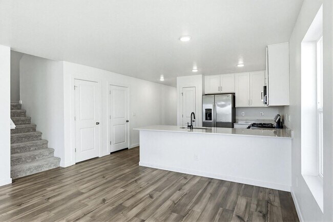 Foto del edificio - Stunning 4-Bed Home with 3-Car Garage in Cirrus Pointe – Caldwell