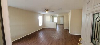 Building Photo - 4011 Reeders Dr