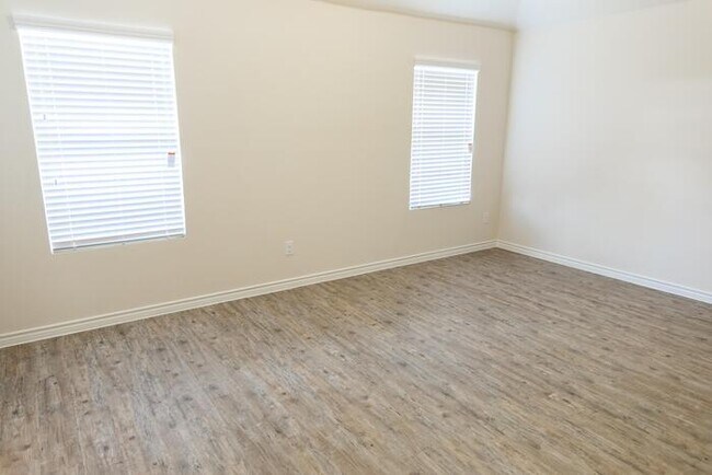 Building Photo - 4710 War Horse Dr