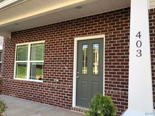 Building Photo - 403 Falls Pointe