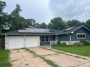 Building Photo - 603 Center Way