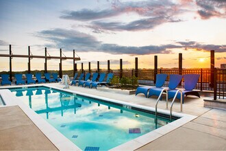 Building Photo - Faraday Park