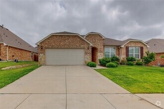 Building Photo - 8100 Horseman Rd
