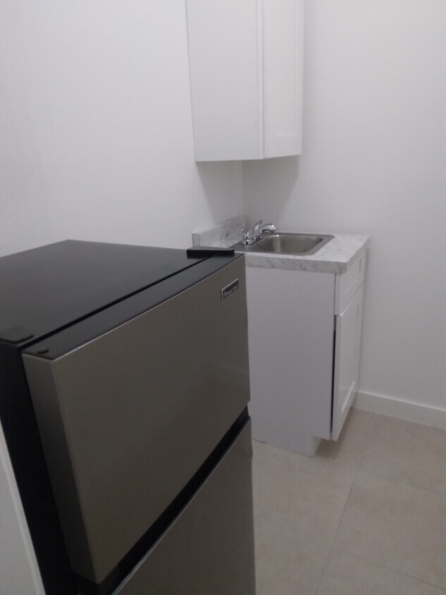 Foto del edificio - 9321 SW 71st St