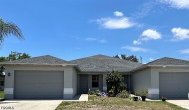 Building Photo - 4346 SW 7th Pl